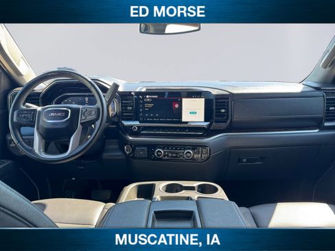 Used 2025 GMC Sierra 1500 SLT AWD/4WD image 10