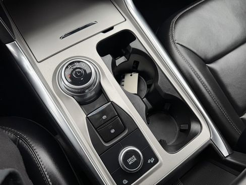 Certified 2023 Ford Explorer XLT w/ Equipment Group 202A image 23