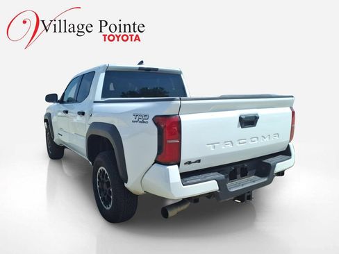 Used 2024 Toyota Tacoma TRD Off-Road AWD/4WD image 2