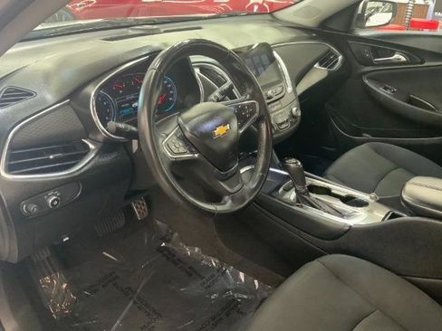 Used 2017 Chevrolet Malibu LT FWD image 26