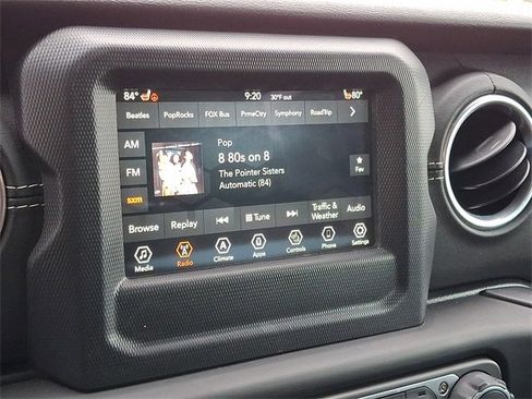 Used 2018 Jeep Wrangler Unlimited Sahara w/ Cold Weather Group image 17