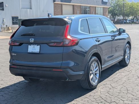 Used 2024 Honda CR-V EX-L image 3