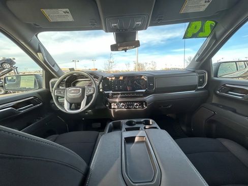 Used 2024 GMC Sierra 1500 Elevation w/ X31 Off-Road Package image 11