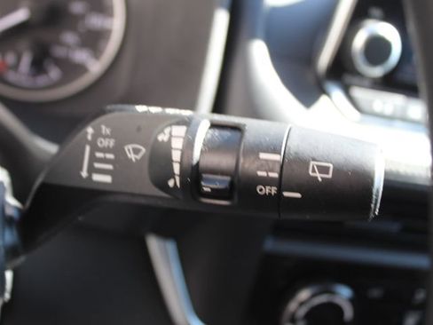 Used 2024 Nissan Rogue S image 18