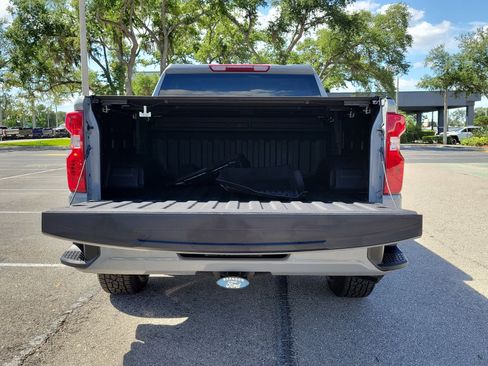 Used 2025 Chevrolet Silverado 1500 Custom w/ Turbomax Blackout Package RWD image 10