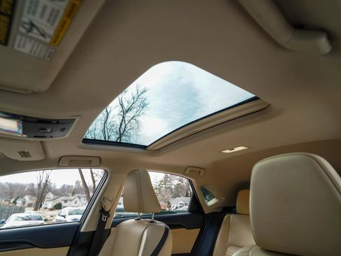 Used 2015 Lexus NX 300h AWD w/ Premium Package image 13