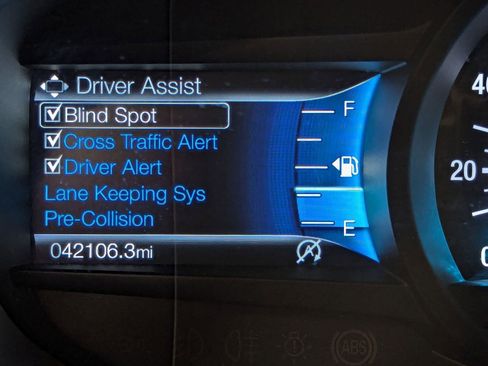 Used 2024 Ford Edge SEL image 15