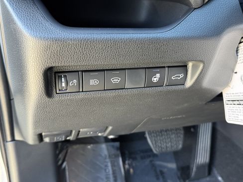 New 2025 Toyota RAV4 XLE image 17