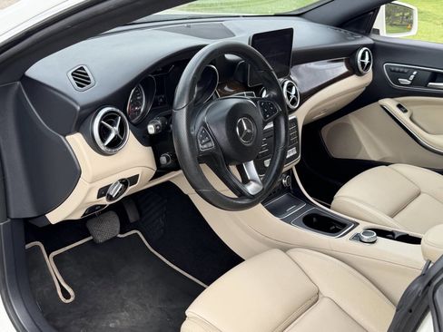 Used 2018 Mercedes-Benz CLA 250 4MATIC image 15