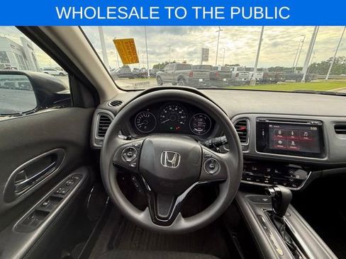 Used 2016 Honda HR-V EX image 7