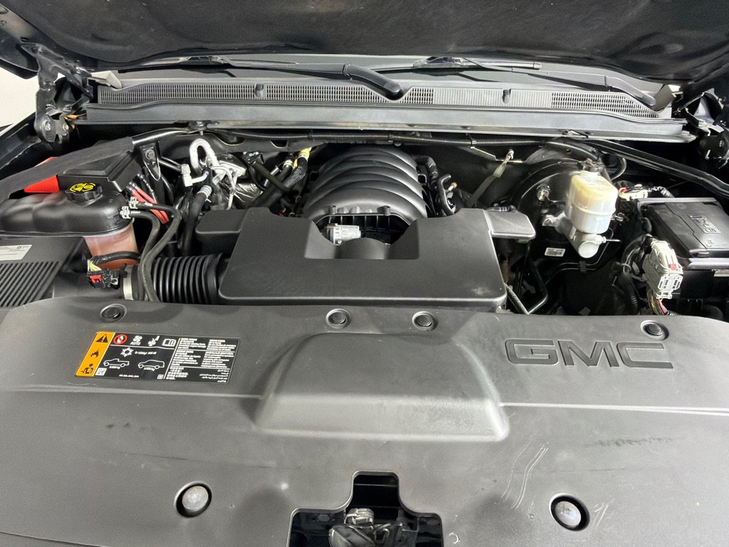 Used 2019 GMC Yukon XL SLT w/ Open Road Package AWD/4WD image 29