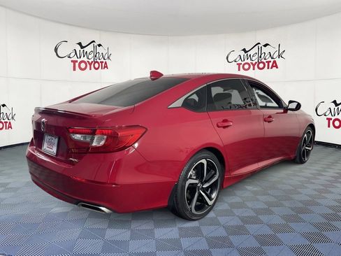 Used 2018 Honda Accord Sport image 8