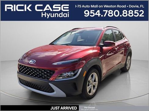 Used 2023 Hyundai Kona SEL w/ Convenience Package FWD image 1