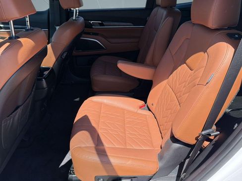 Used 2025 Kia Telluride EX X-Line image 13