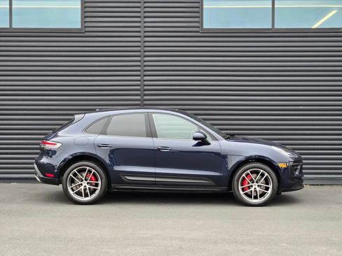 Used 2022 Porsche Macan S w/ Premium Package Plus AWD/4WD image 8