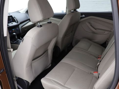 Used 2017 Ford Escape SE w/ Equipment Group 201A image 11