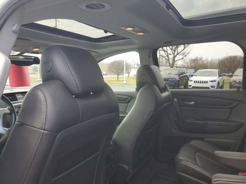 Used 2014 GMC Acadia SLT image 8