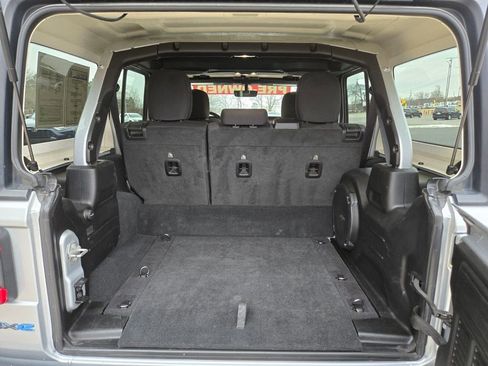 Used 2023 Jeep Wrangler Unlimited Rubicon 4xe w/ Cold Weather Group image 20