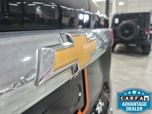 Used 2020 Chevrolet Traverse LS w/ LPO, Blackout Package FWD image 34