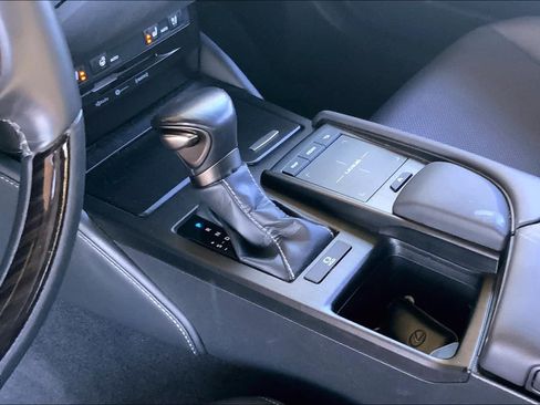 Used 2019 Lexus ES 350 w/ Premium Package FWD image 16