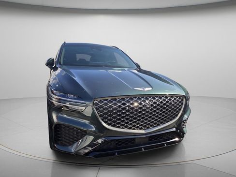 Used 2023 Genesis GV70 2.5T w/ Sport Prestige Package AWD/4WD image 3