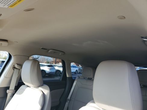 Certified 2023 Lincoln Corsair AWD w/ Equipment Group 101A image 11