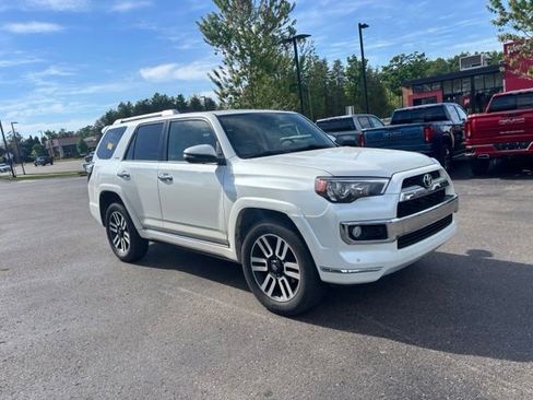 Used 2016 Toyota 4Runner Limited w/ Convenience Package AWD/4WD image 4