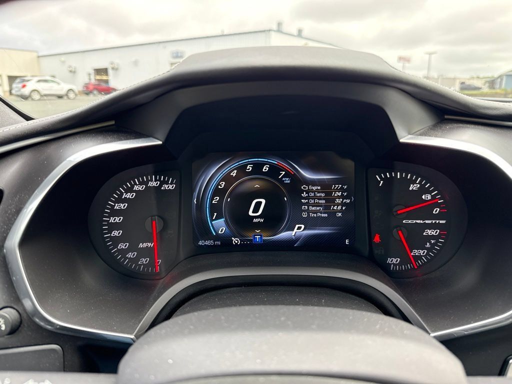 Used 2017 Chevrolet Corvette Stingray Coupe RWD image 17