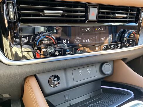 New 2026 Nissan Rogue Platinum w/ Platinum Premium Package AWD/4WD image 14