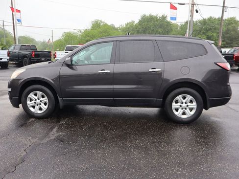 Used 2015 Chevrolet Traverse LS FWD image 28
