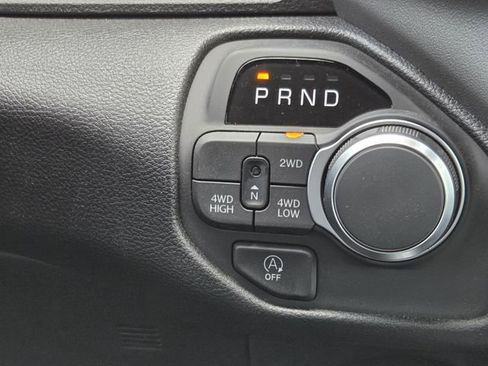 New 2026 RAM 1500 Express AWD/4WD image 16