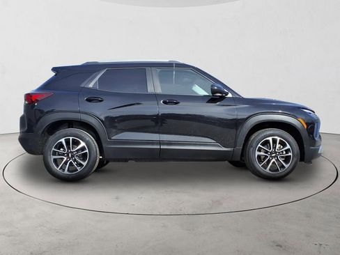 Certified 2025 Chevrolet TrailBlazer LT AWD/4WD image 4