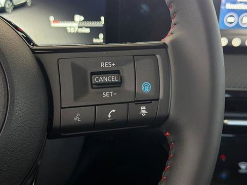 New 2026 Nissan Kicks SR FWD image 27