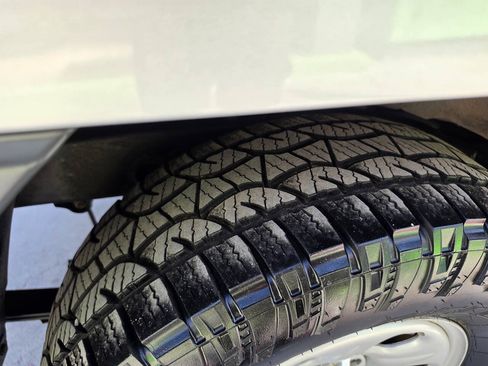 Used 2015 Nissan Xterra X RWD image 47
