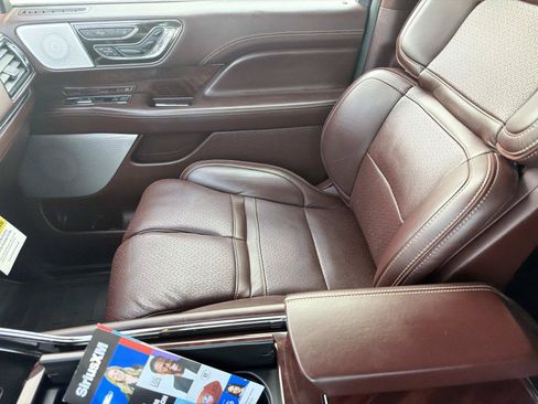 Used 2019 Lincoln Navigator L Black Label w/ Cargo Package AWD/4WD image 17