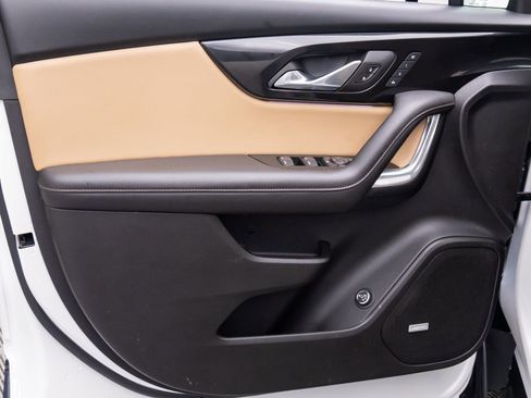 Used 2024 Chevrolet Blazer Premier w/ Driver Confidence II Package image 17