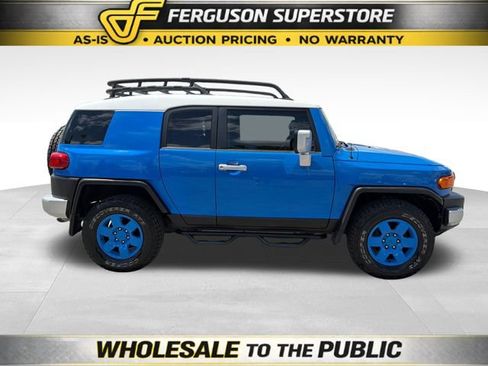 Used 2007 Toyota FJ Cruiser 4WD w/ Convenience Pkg image 8