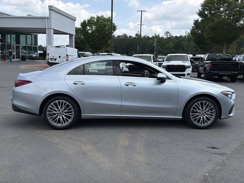 Used 2025 Mercedes-Benz CLA 250 image 14