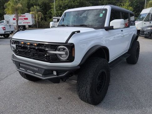 Used 2024 Ford Bronco Outer Banks AWD/4WD image 8