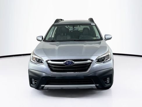 Used 2022 Subaru Outback Limited w/ Popular Package #2 AWD/4WD image 2