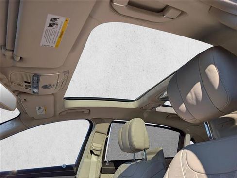 Used 2016 Mercedes-Benz Maybach S 600 image 16