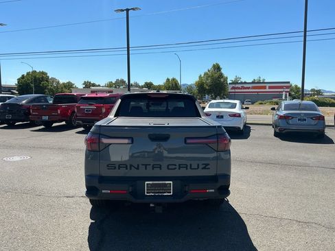 Used 2022 Hyundai Santa Cruz SEL w/ Activity Package FWD image 9