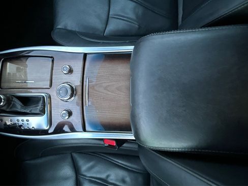 Used 2016 INFINITI Q70 L 3.7 w/ Deluxe Touring Package image 31