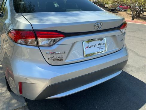 Used 2020 Toyota Corolla LE w/ Carpet Mat Package (TMS) FWD image 20