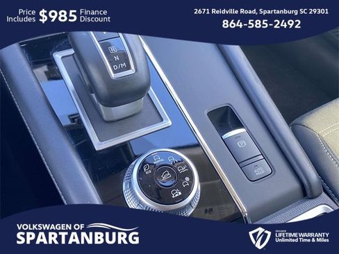 Used 2024 Mitsubishi Outlander SE image 30