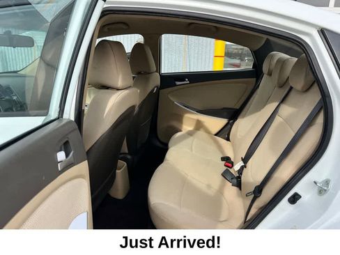 Used 2014 Hyundai Accent GLS image 18