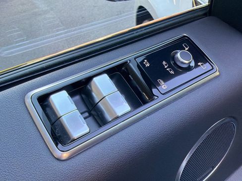 Used 2022 Land Rover Range Rover Sport HSE Silver Edition AWD/4WD image 23