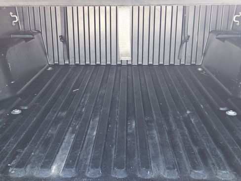 Used 2019 Toyota Tacoma TRD Off-Road w/ Technology Package image 31