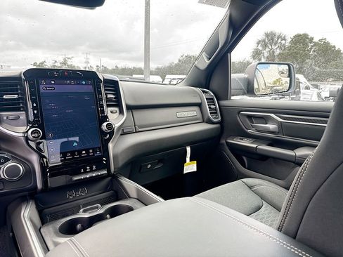New 2026 RAM 1500 4x4 Crew Cab image 25