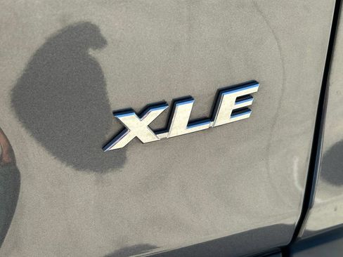 Used 2024 Toyota RAV4 XLE w/ Convenience Package FWD image 14